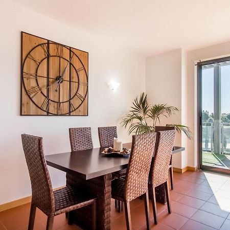 Superbe Appartement Spacieux Avec Terrasse Vue Piscine 빌라모라 외부 사진