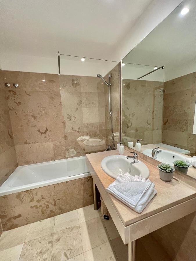 Superbe Appartement Spacieux Avec Terrasse Vue Piscine 빌라모라 외부 사진