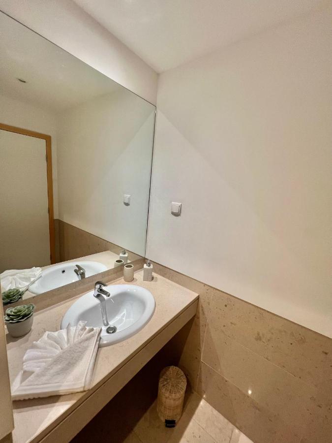Superbe Appartement Spacieux Avec Terrasse Vue Piscine 빌라모라 외부 사진